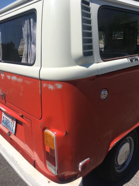 1974 Kansas Red Volkswagen Bus/Vanagon Day Camper