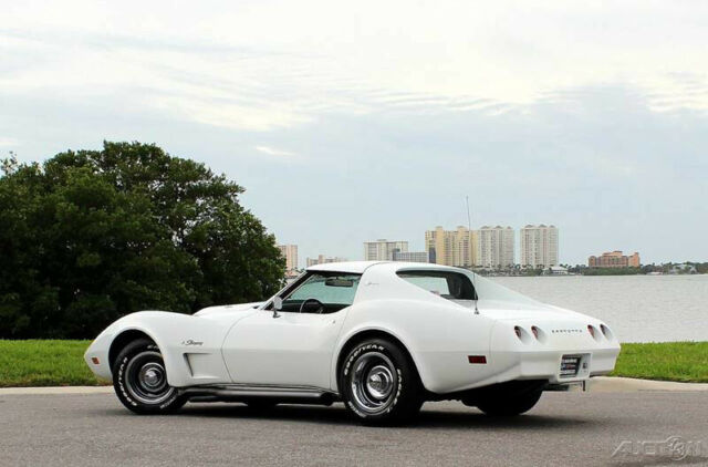 1974 White Chevrolet Corvette