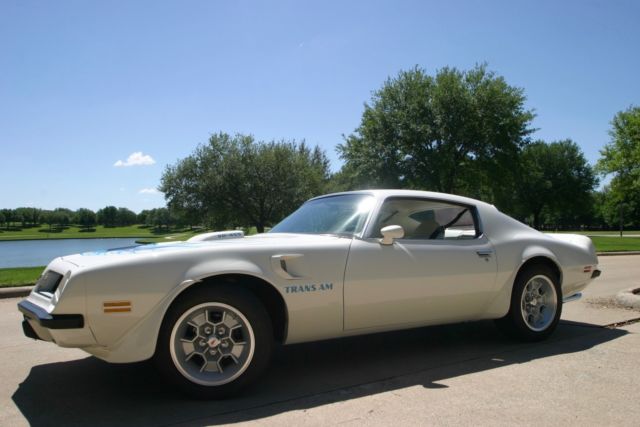 1974 White Pontiac Trans Am Coupe