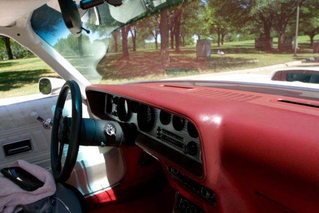 1974 White Pontiac Trans Am Coupe