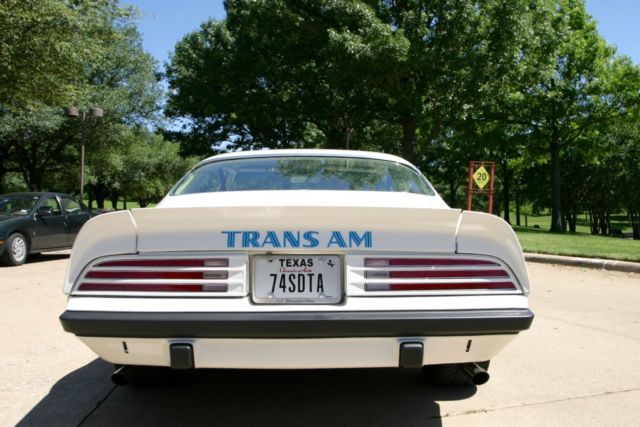 1974 White Pontiac Trans Am Coupe