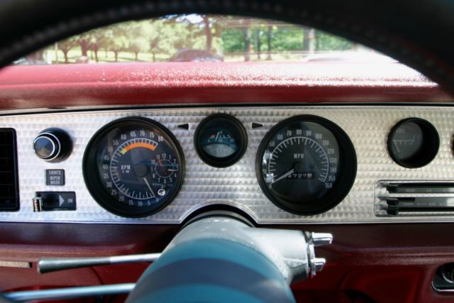 1974 White Pontiac Trans Am Coupe