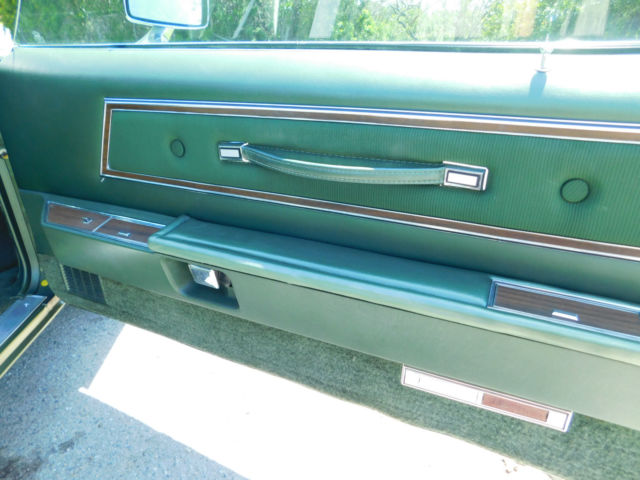 1974 Green Ford Thunderbird Coupe