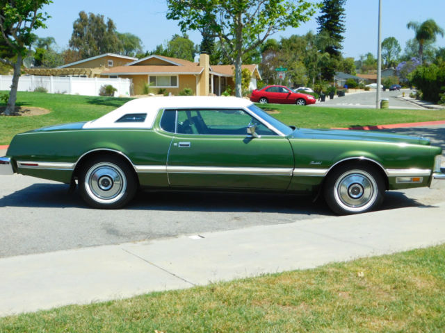 1974 Green Ford Thunderbird Coupe