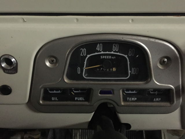 1974 White Toyota Land Cruiser Standard Cab Pickup