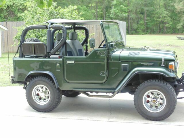1974 Green Toyota Land Cruiser