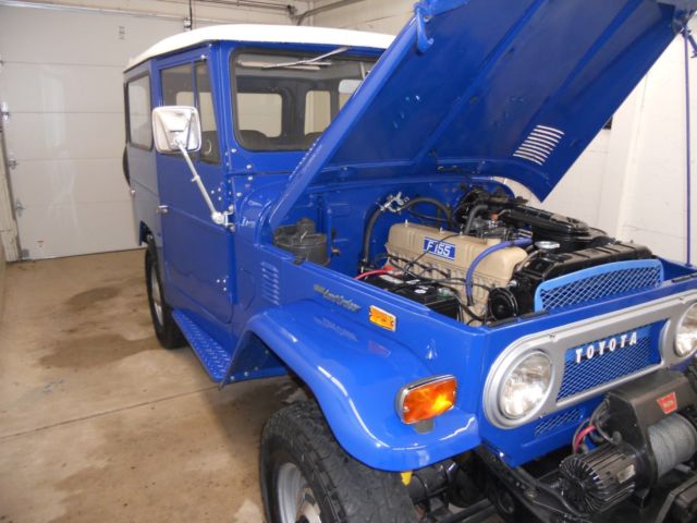 1974 Blue Toyota Land Cruiser SUV
