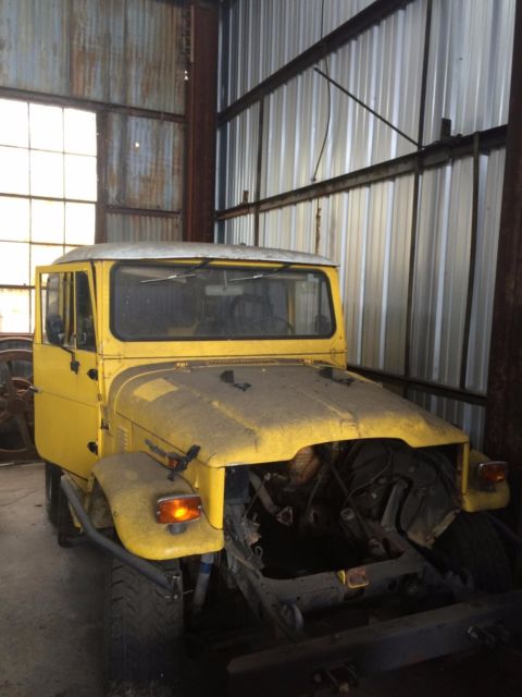 1974 Yellow Toyota Land Cruiser