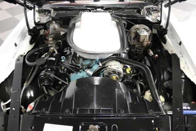 1974 White Pontiac Firebird