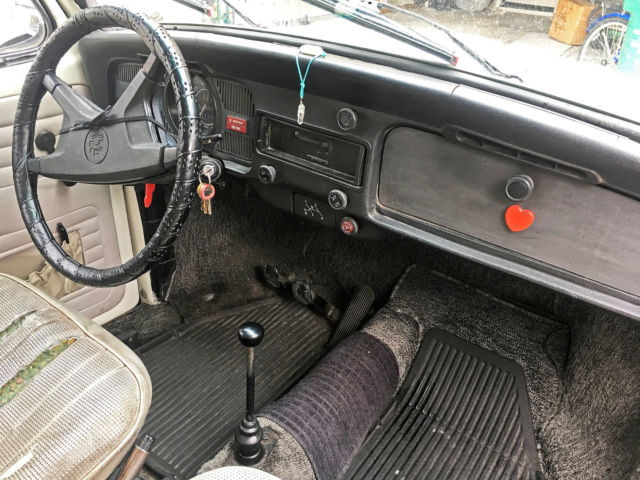 1974 White Volkswagen Beetle - Classic