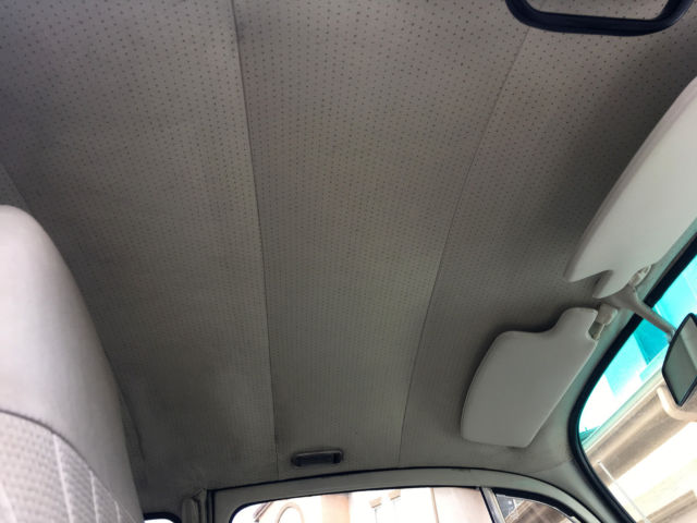 1974 White Volkswagen Beetle - Classic