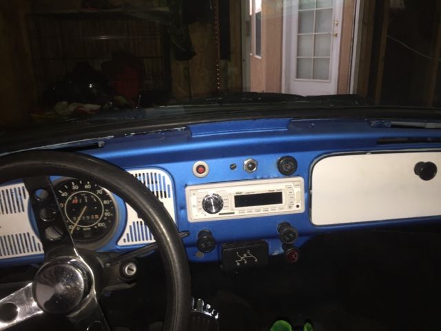 1974 Blue & White Volkswagen Beetle - Classic Coupe