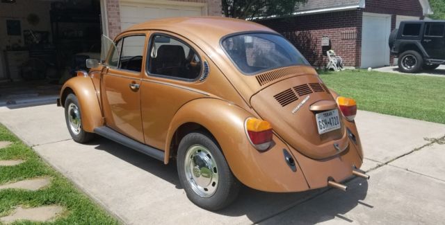 1974 Gold Volkswagen Beetle - Classic Sedan