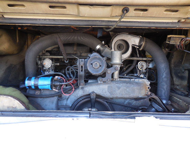 1974 Two-tone White & Light Yellow/Beige Volkswagen Bus/Vanagon Bus/Van