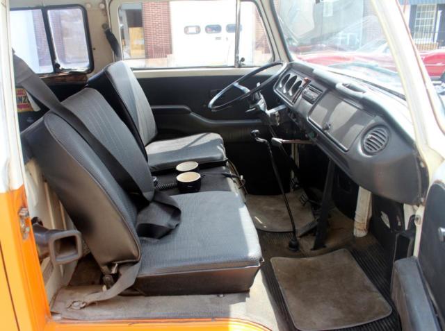 1974 Volkswagen Bus/Vanagon