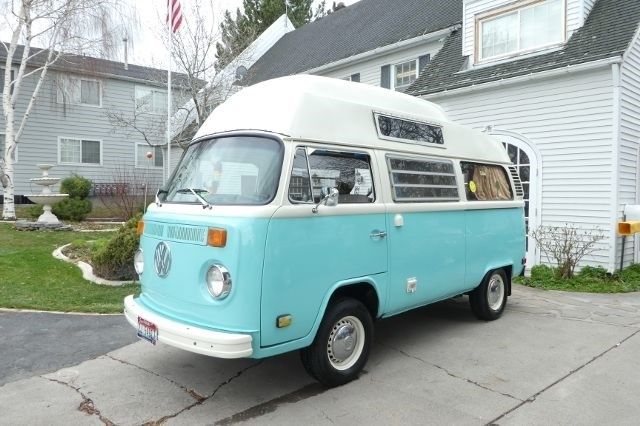 1974 Teal Volkswagen KOM --