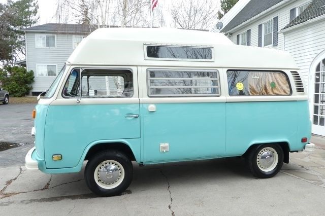 1974 Teal Volkswagen KOM --