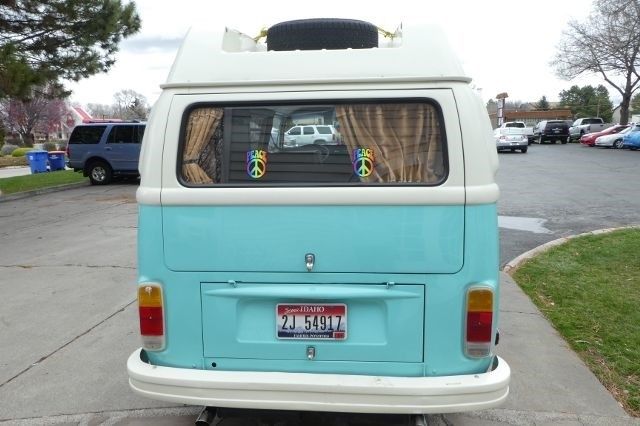1974 Teal Volkswagen KOM --