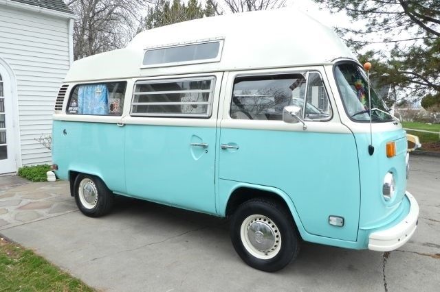 1974 Teal Volkswagen KOM --