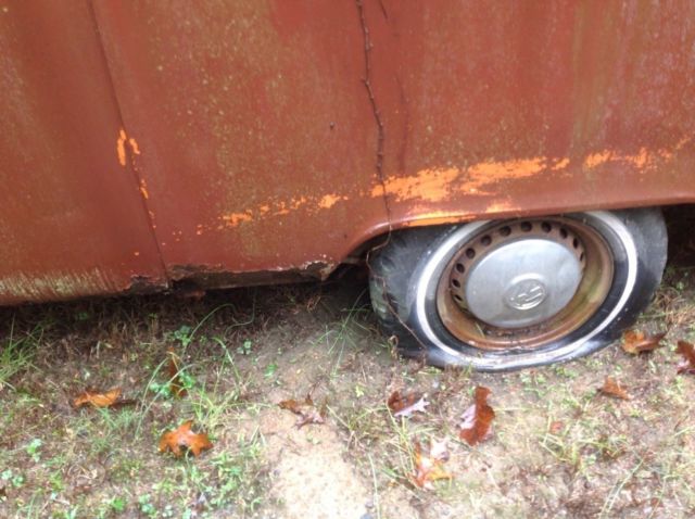 1974 Brown Volkswagen Bus/Vanagon Bus