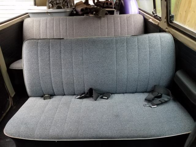 1974 Purple Volkswagen Bus/Vanagon