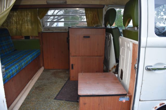 1974 White Volkswagen Bus/Vanagon Van Camper