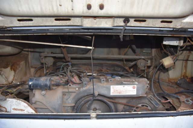 1974 White Volkswagen Bus/Vanagon Van Camper