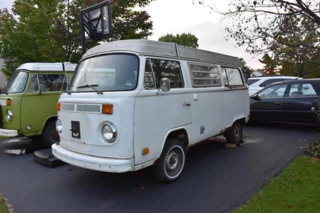 1974 White Volkswagen Bus/Vanagon Van Camper