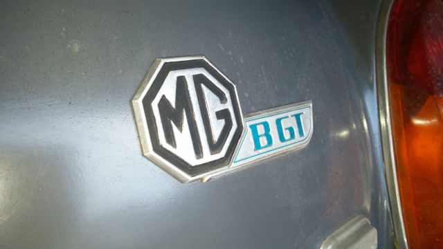 1974 Rattle Can Grey/Navy Stripe MG MGB