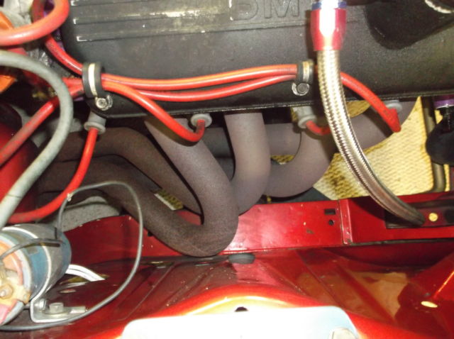 1974 red BMW 2002 2dr