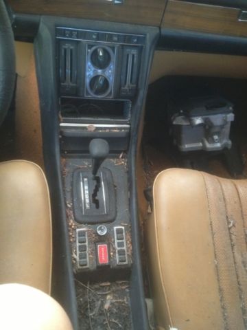 1975 YELLOW Mercedes-Benz S-Class Sedan