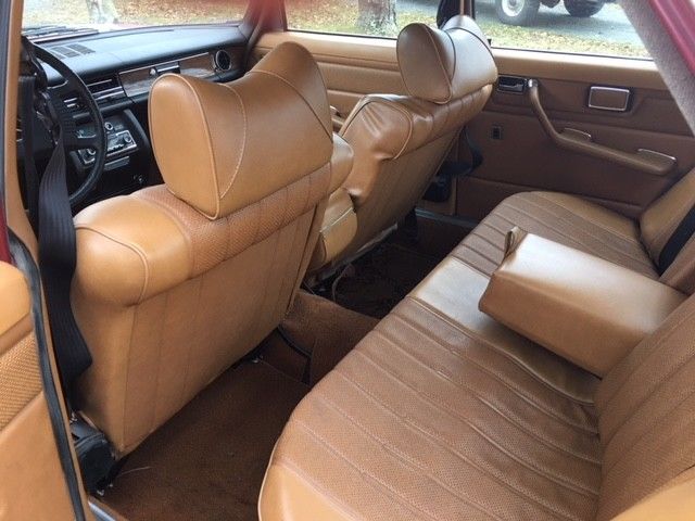 1975 Mercedes-Benz 300-Series