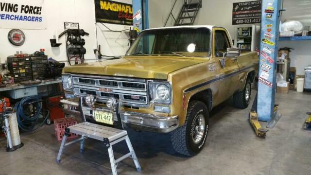 1975 GMC Sierra 1500 Standard Cab Pickup