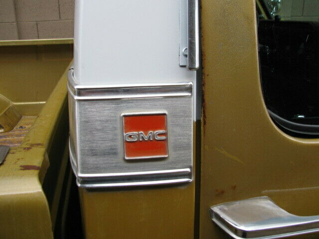 1975 GMC Sierra 1500 Standard Cab Pickup