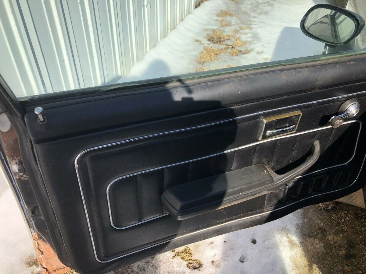 1975 Black Chevrolet VEGAS Hatchback