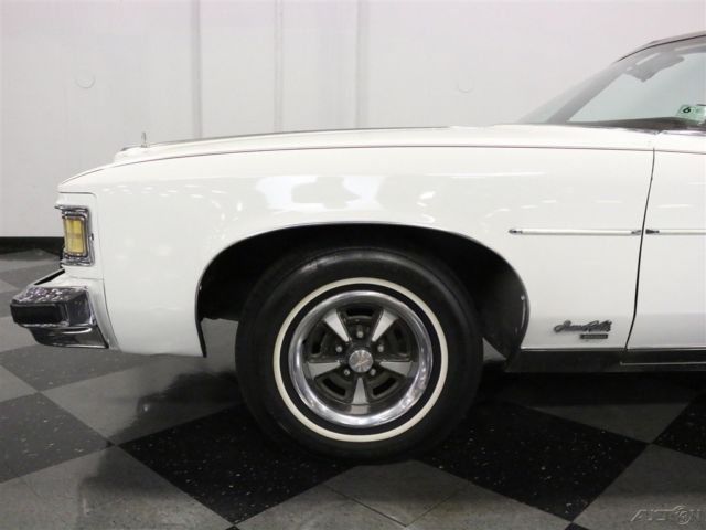 1975 White Pontiac Grand Ville