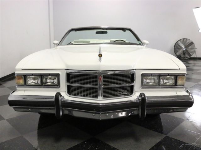 1975 White Pontiac Grand Ville