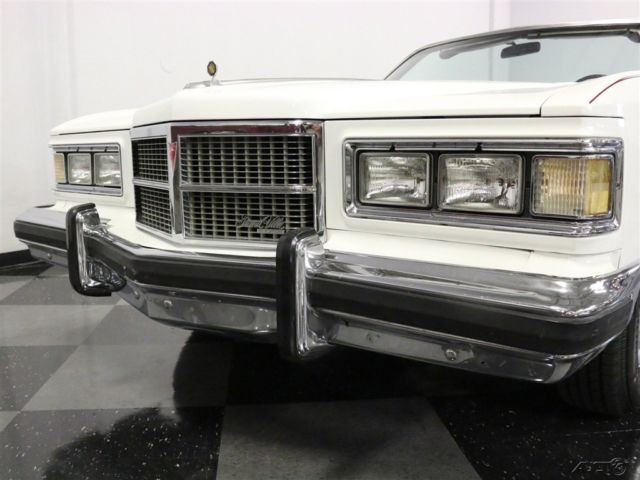 1975 White Pontiac Grand Ville