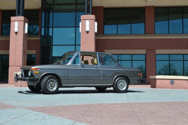 1975 Anthrazitgrau - Charcoal Metallic BMW 2002 Sedan