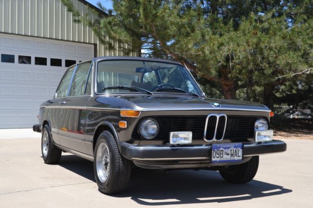 1975 Anthrazitgrau - Charcoal Metallic BMW 2002 Sedan