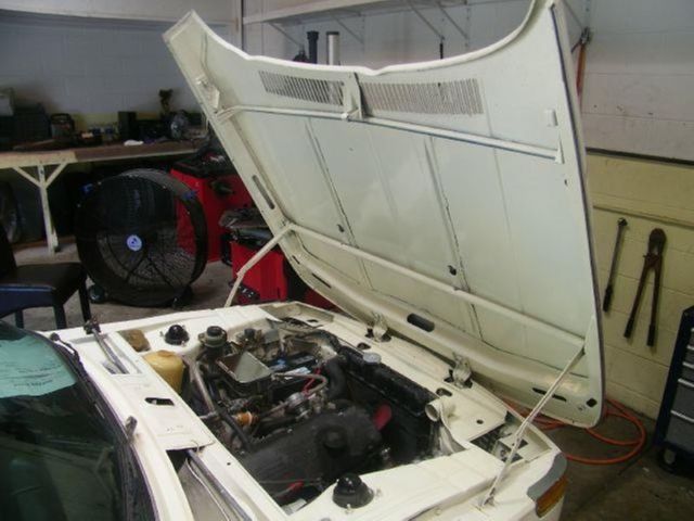 1975 White BMW 3-Series