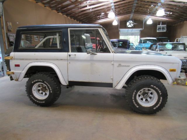 1975 Gray Ford Bronco
