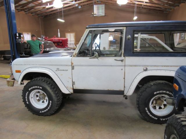 1975 Gray Ford Bronco