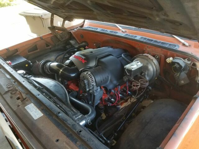 1975 Orange Chevrolet C-10 Cab & Chassis