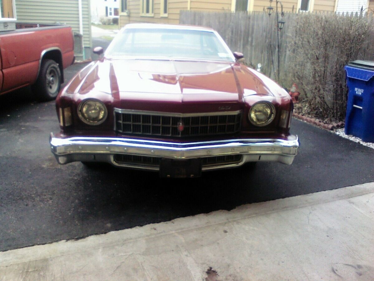1975 Red Chevrolet Monte Carlo Coupe