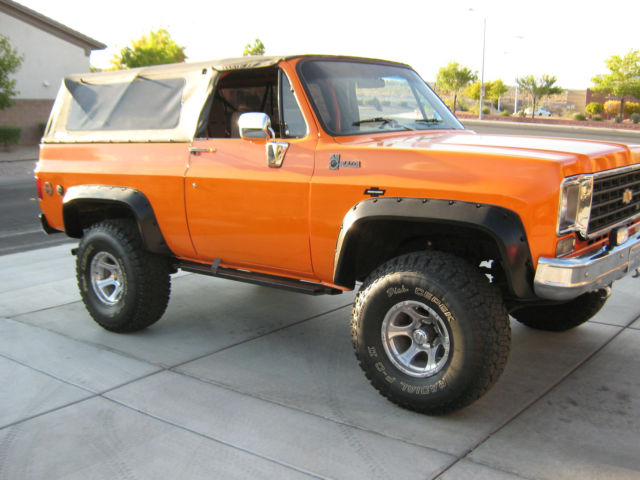 1975 Orange Chevrolet Blazer SUV