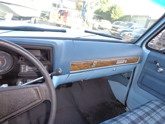 1975 Skyline Blue Chevrolet C-10 Standard Cab Pickup