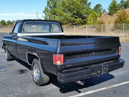 1975 Black Chevrolet C-10 --