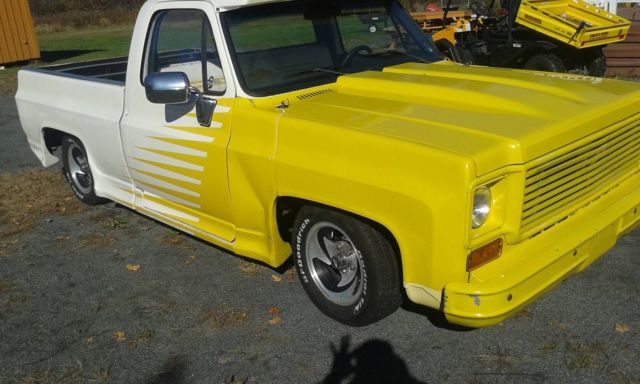 1975 WHITE/YELLOW Chevrolet C-10