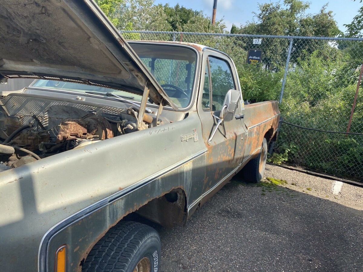 1975 Green Chevrolet C10/K10 Pickup